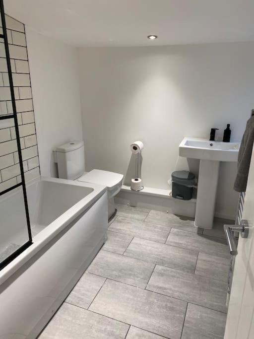 Modern 2 Bedroom Cottage Near Bike Park Wales. Merthyr Tydfil Eksteriør bilde