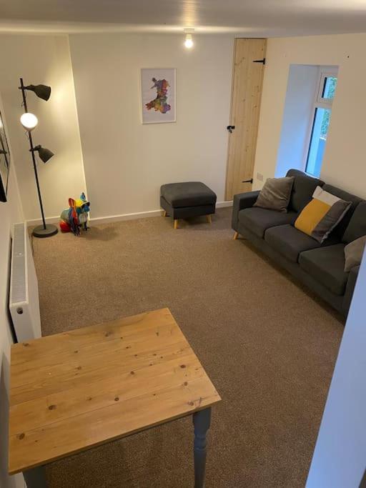 Modern 2 Bedroom Cottage Near Bike Park Wales. Merthyr Tydfil Eksteriør bilde