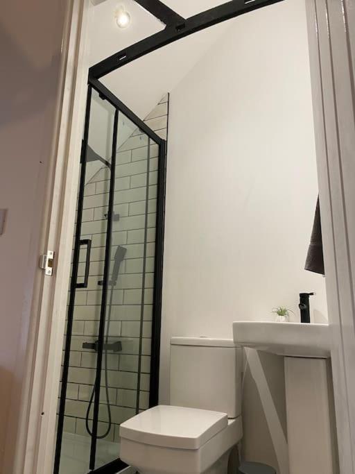 Modern 2 Bedroom Cottage Near Bike Park Wales. Merthyr Tydfil Eksteriør bilde